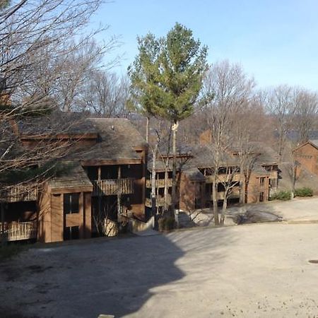 Summit Village Bellaire Buitenkant foto